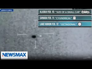 Read more about the article UFO expert weighs in on balloons, ‘flying objects’: ‘The pilots will tell you’ | Rob Schmitt Tonight