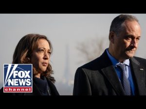 Read more about the article Kamala Harris’ husband mocked for focusing on ‘masculine toxicity’