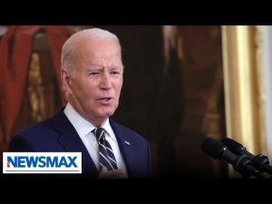 Read more about the article Throw Biden’s regulations, executive orders ‘in the trash can’: DeSantis