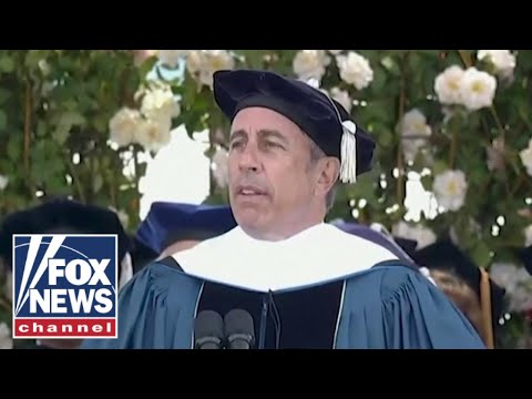 You are currently viewing Duke grads rally behind Jerry Seinfeld after anti-Israel agitators disrupt his speech