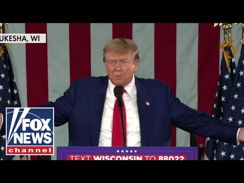 You are currently viewing ‘The Five’: Trump ROASTS Biden during day off from trial