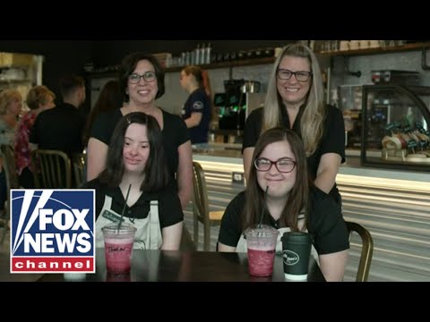 You are currently viewing ‘INSEPARABLE’: Longtime best friends with Down Syndrome to attend college together