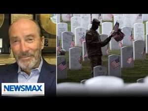 Read more about the article Lee Greenwood: Memorial Day is to remember