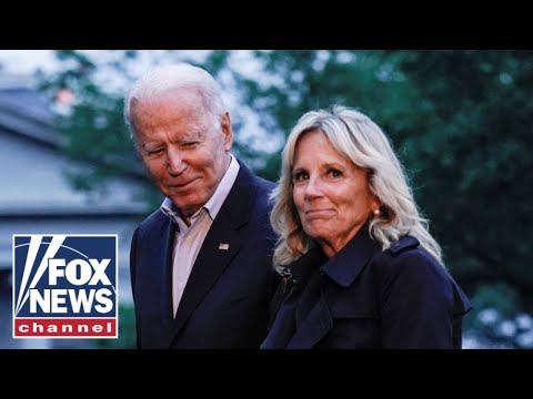 You are currently viewing Jill Biden insists this election is not about age