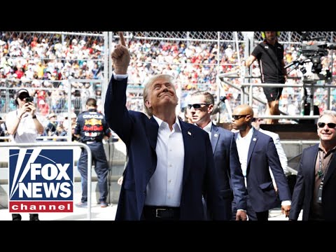 You are currently viewing Trump salutes during national anthem at F1 Miami Grand Prix