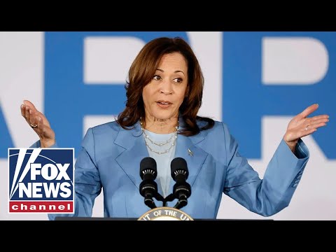 You are currently viewing Doocy: Kamala has more flip-flops than Walmart