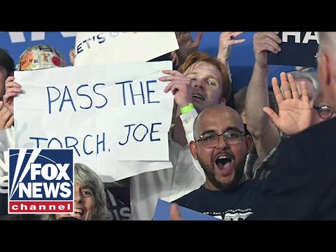 You are currently viewing ‘PASS THE TORCH, JOE’: Rallygoer sends message to Biden