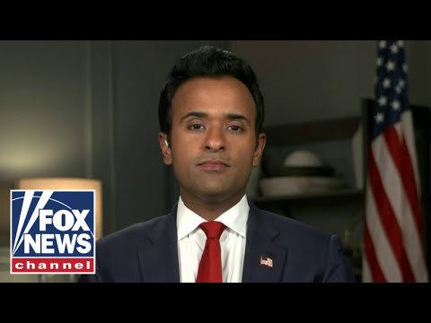 You are currently viewing Vivek Ramaswamy: Walz tells us which wing of Kamala’s party she bends the knee to