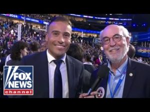 Read more about the article ‘Primetime’ meets Jesse’s uncle at the DNC