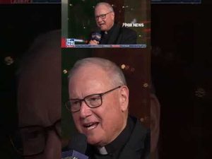 Read more about the article Cardinal Dolan shares blessing ahead of FOX Christmas tree lighting