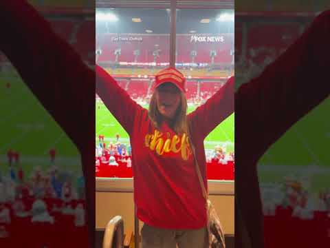 You are currently viewing Patrick Mahomes’ mom endorses Trump at Chiefs game