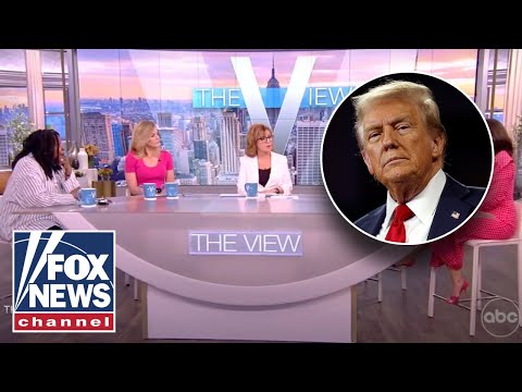 You are currently viewing Kellyanne Conway ‘personally’ thanks ‘The View’ for Trump’s victory