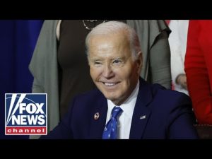 Read more about the article It’s been obvious there is something wrong with Biden, Trump senior adviser says