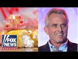 Read more about the article Twinkies owner says ‘snacking continues’ despite RFK Jr.’s junk food threats