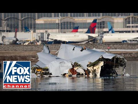 Read more about the article BREAKING: Delta plane flips upside down at Toronto airport