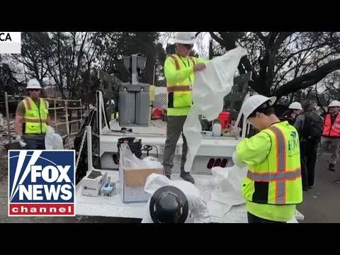 You are currently viewing EPA crews remove toxic chemicals from California rubble