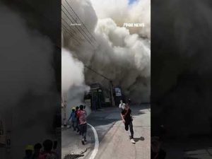 Read more about the article Skyscraper topples sending locals fleeing for their lives after 7.7-magnitude earthquake in Thailand