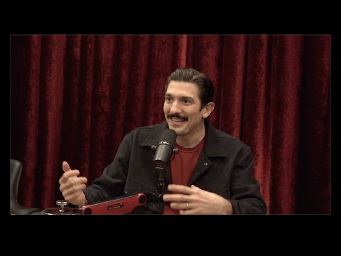 You are currently viewing Joe Rogan Experience #2285 – Andrew Schulz