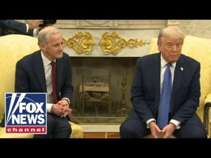 Read more about the article Trump takes questions after calling on Putin to ‘STOP’ Ukraine attacks